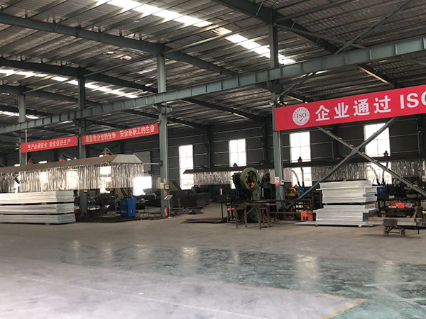 鋼板網(wǎng)-車間.jpg